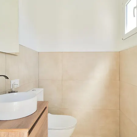 Sun-kissed Getaway Appartement