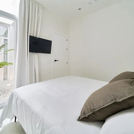 Sun-kissed Getaway Apartment Malaga