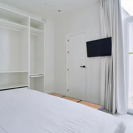 Apartment Sun-kissed Getaway *